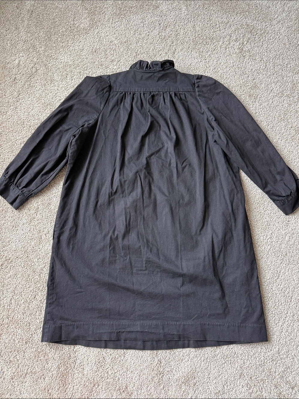 Tuckernuck Pomander Place Claiborne Button Down Shift Puff Sleeve Black Dress - Picture 4 of 11